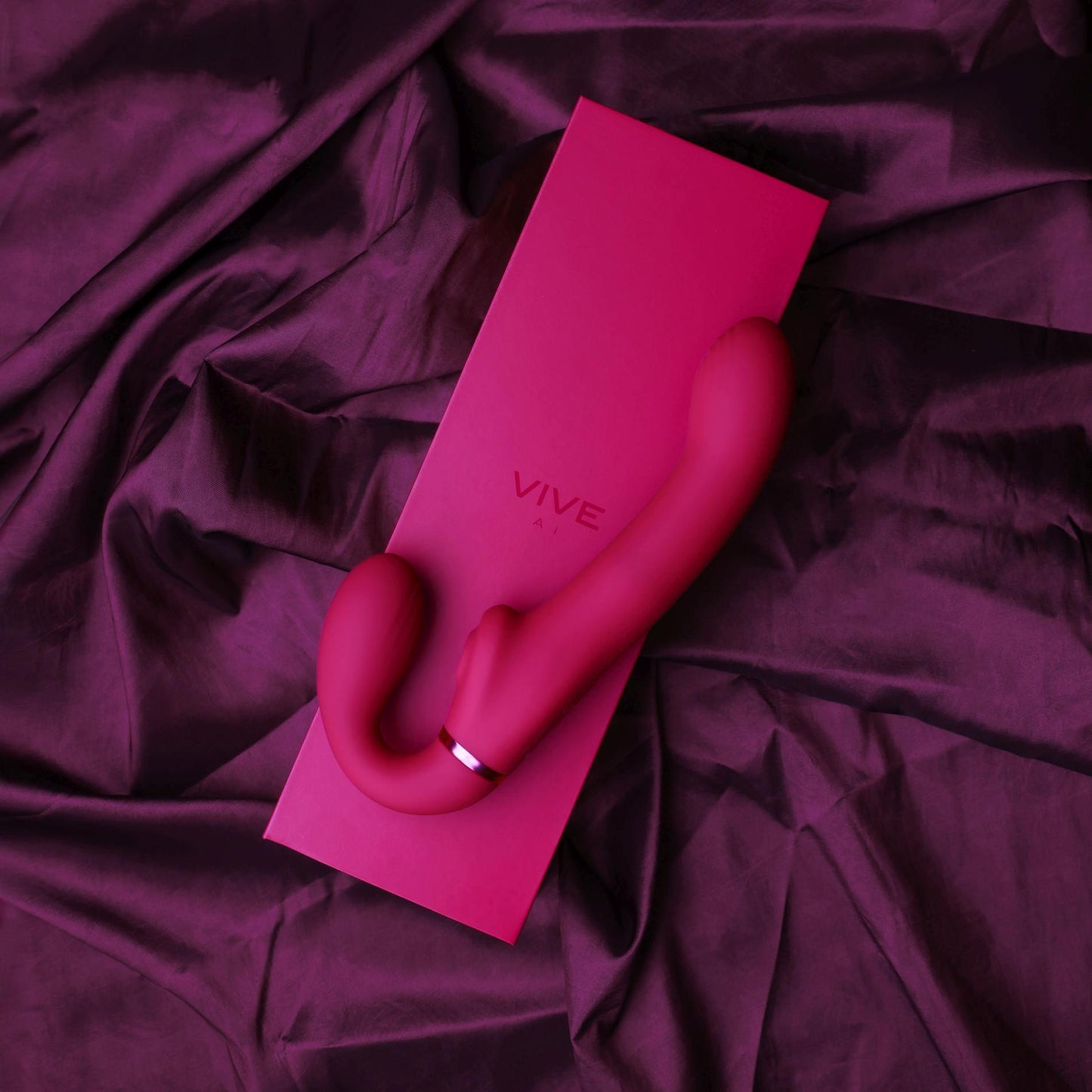 7-Ai - Dual Vibrating & Air Wave Tickler Strapless Strapon-7