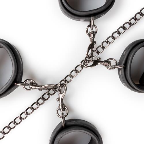 7-Kajdanki do rąk nóg łańcuchy obroża zestaw bdsm-7