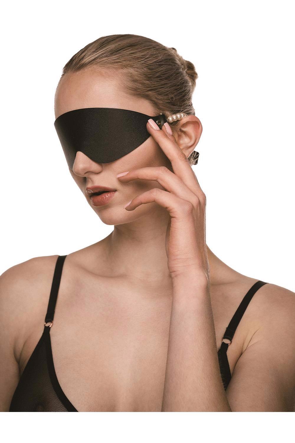 2-Opaska na oczy Guilty Pleasure Boudoir Pearl z perłami-2