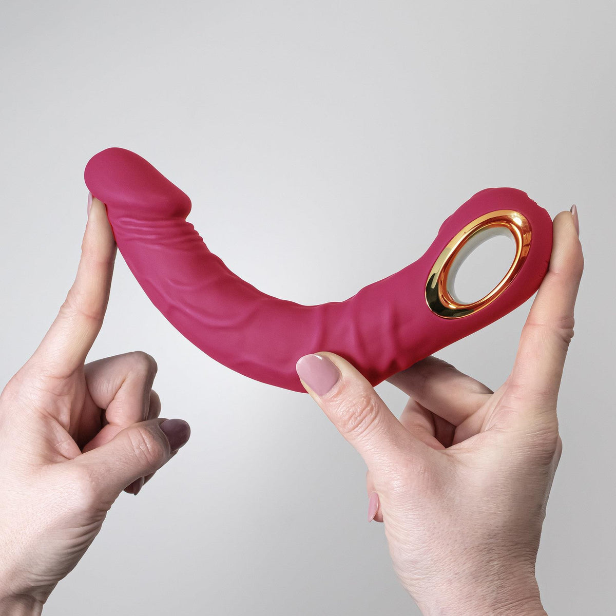 9-Wibrator realistyczny Crushious Magnus Bend zginany różowy USB-9
