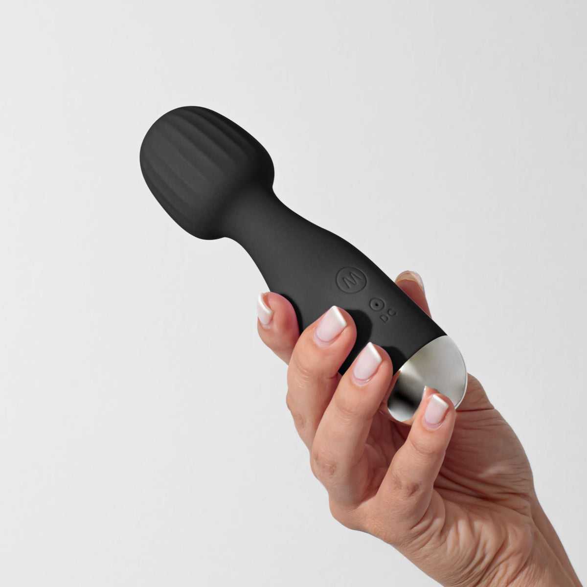 7-Mini wibrator wand Crushious Wanderlust czarny USB 15 cm-7