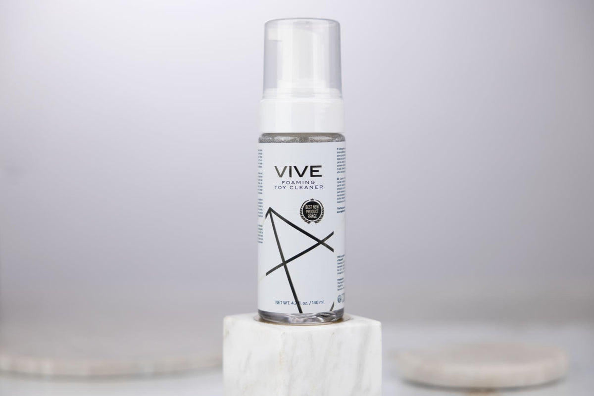 6-Pianka Vive do czyszczenia zabawek erotycznych 140 ml-6