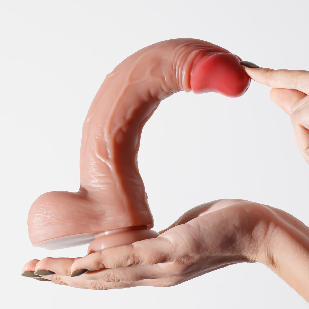 8-Dildo realistyczne Crushious Inviktus 9 cieliste 23 cm płynny silikon-8