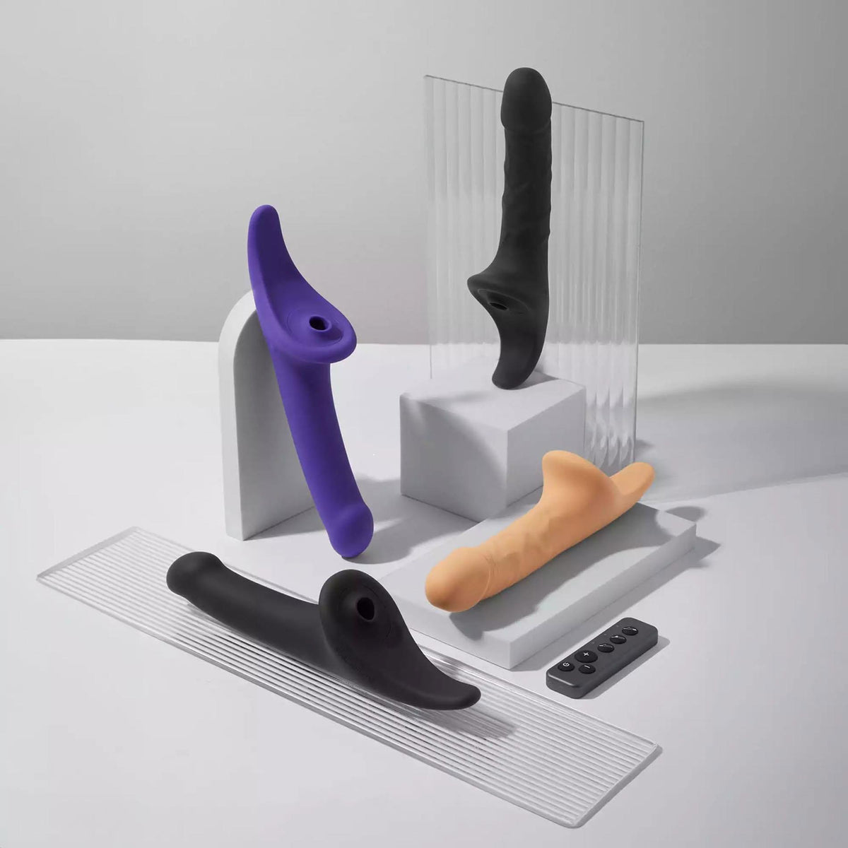 7-Realistyczne dildo Strap on me L waniliowe z pilotem-7