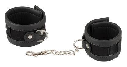 10-Handcuffs vegan-10