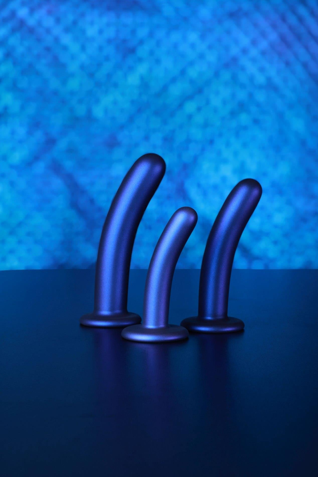 8-Smooth Silicone G-Spot Dildo - 7'' / 17 cm-8