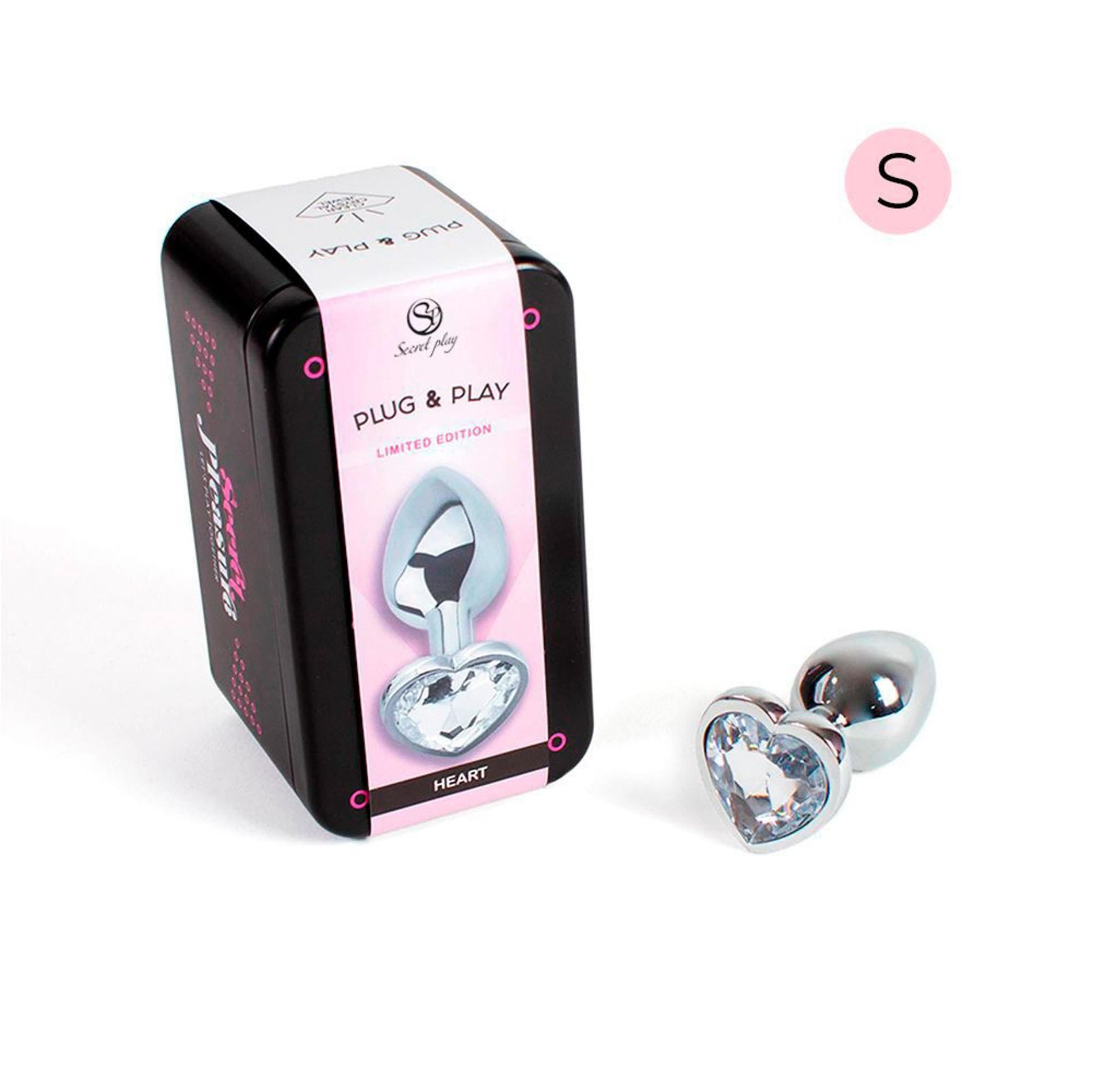1-CLEAR CRYSTAL HEART METAL BUTT PLUG-1