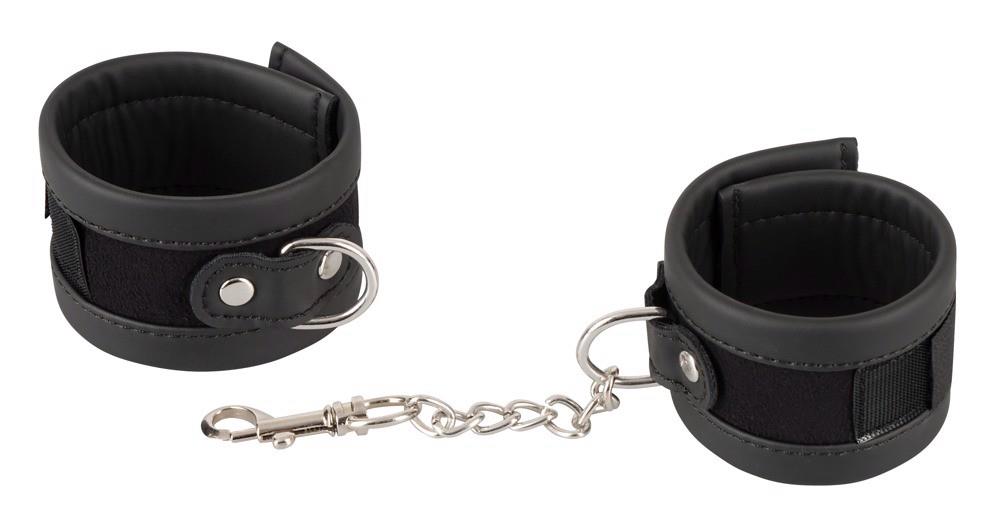 11-Handcuffs vegan-11