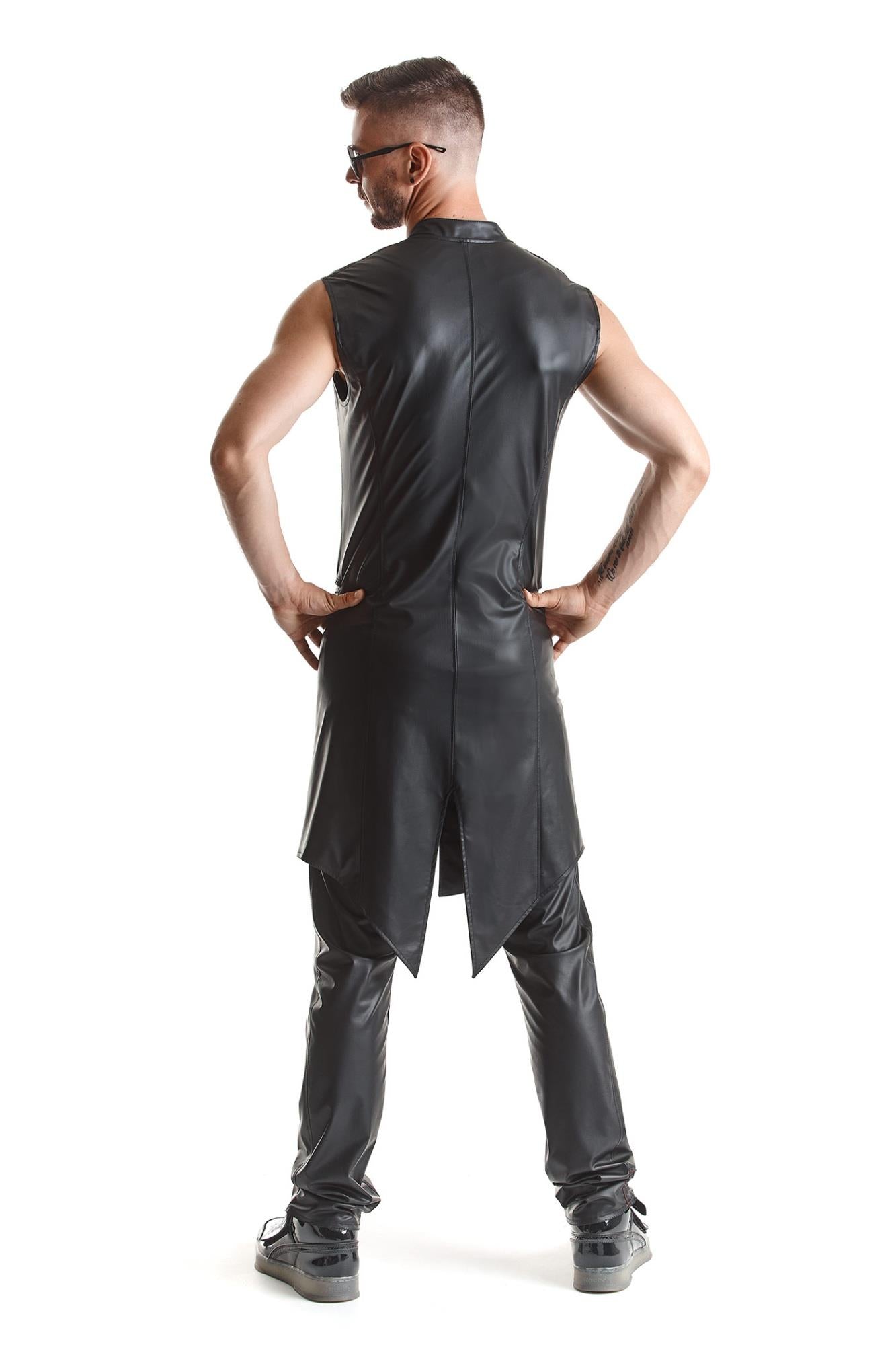 6-RMMarco001 - black vest - M-6